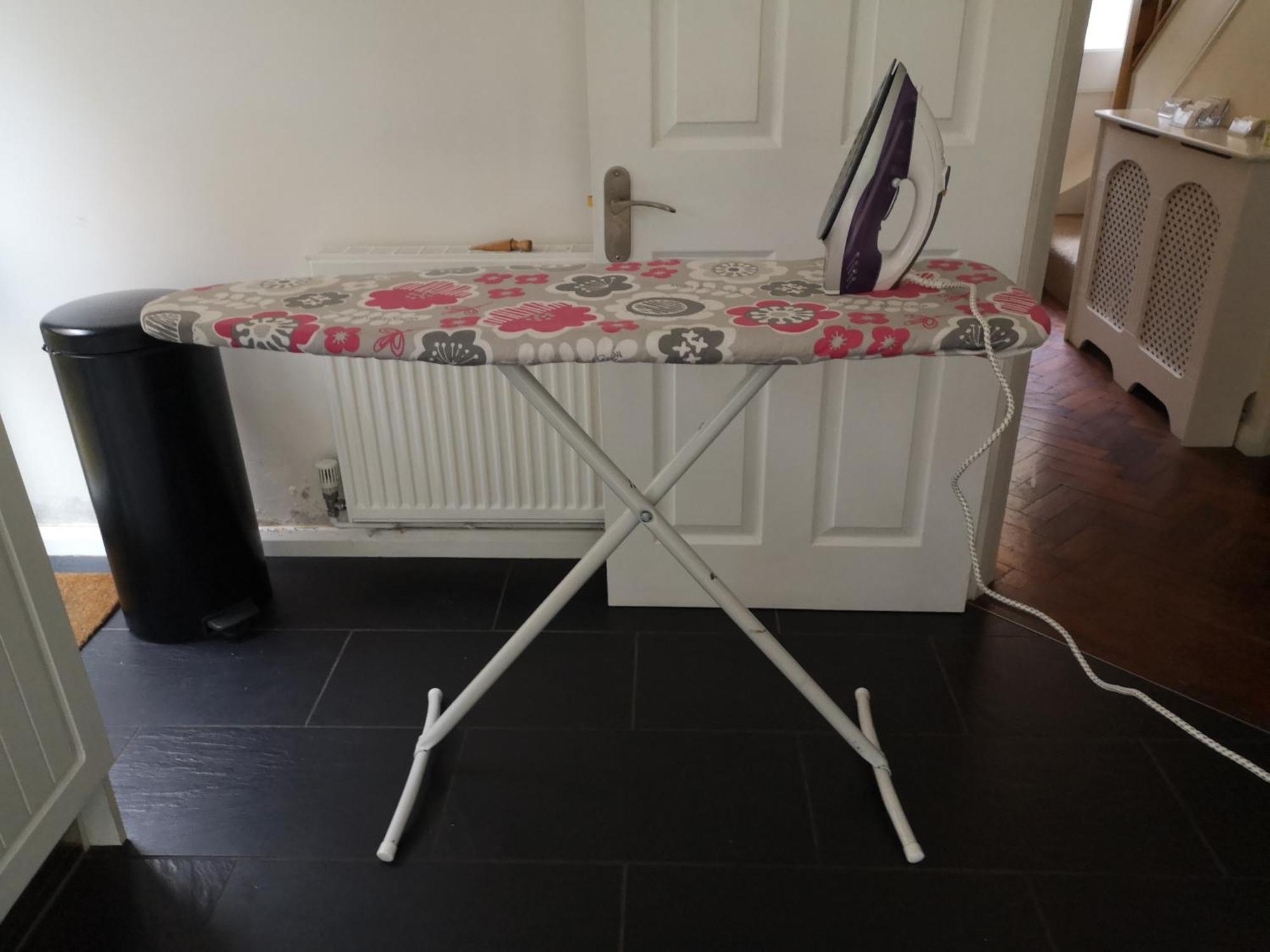 Abacus Bed And Breakfast, Blackwater, Hampshire Camberley Exteriör bild